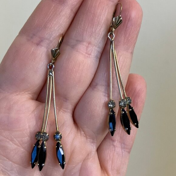 Avon Gold Tone Dangle Drop Earrings Black Marquise Crystals - Picture 2 of 7